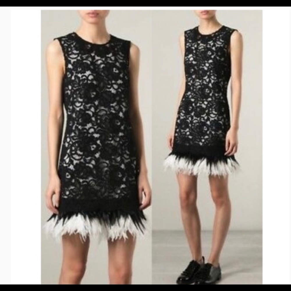 DKNY pre owned Cocktail beautiful lace dress
